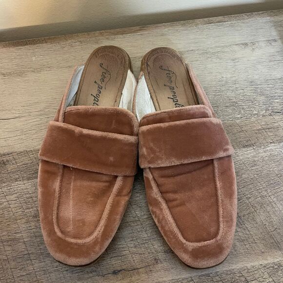 Free People Shoes - Free People Flats Velvet Slip On Loafer Dusty Pink Slides Mules Size 7 /38